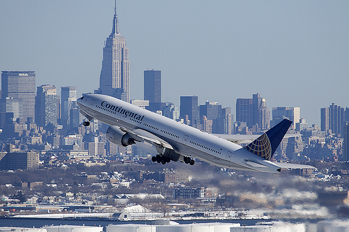 EWR EWR