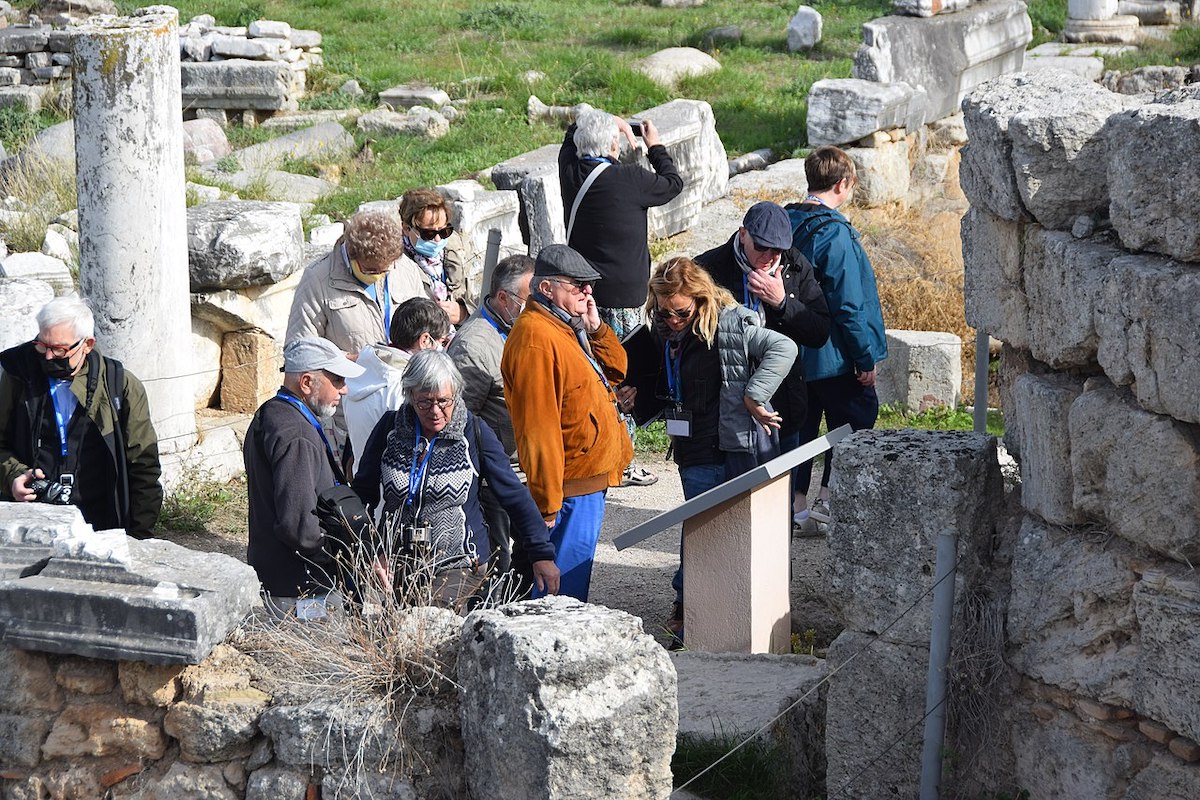 Archeological visit and tour of Ancient Corinth