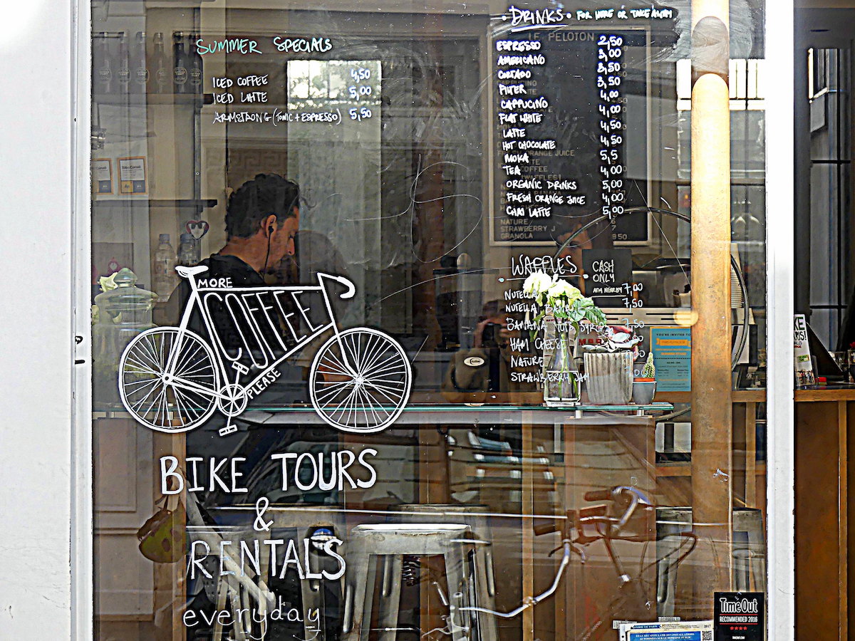 Le Peloton Café in Paris