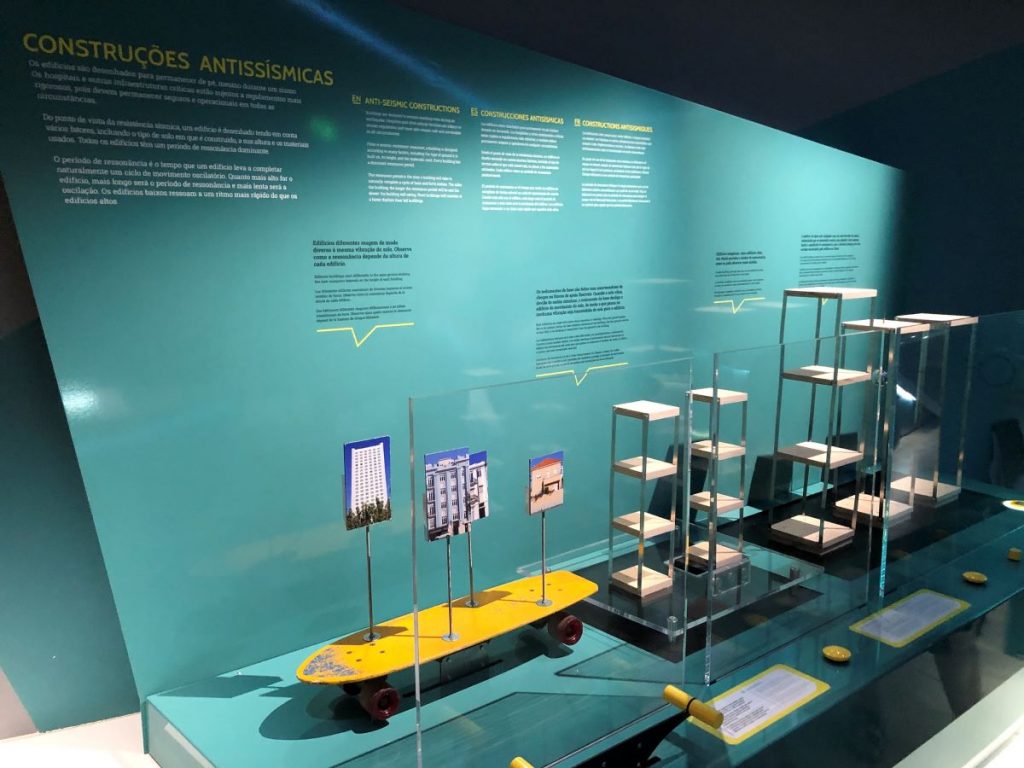 an example exhibit at Quake, a museum about earthquakes, one of the unusual museums in Lisbon