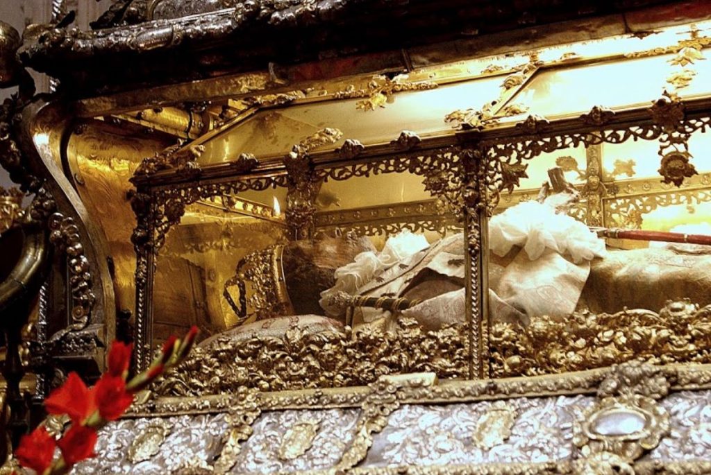 San Fernando body inside a tomb in the Seville cathedral. 